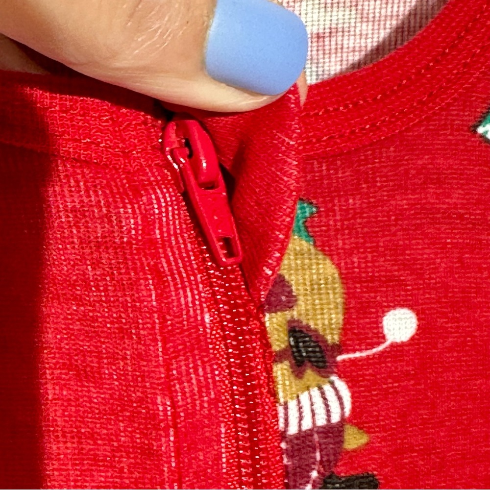 NWT Petit Lem Red Onesie Pajama Holiday Print 2pc Size 9 months - Picture 3 of 12